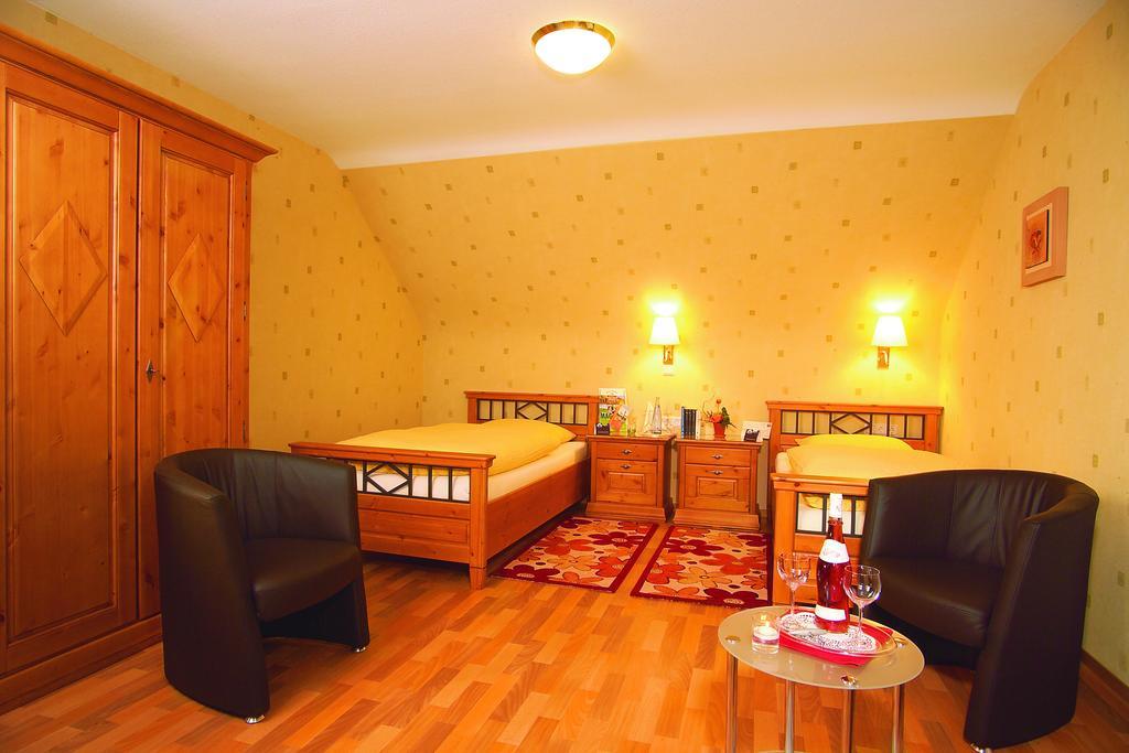 Hotel Maurer Saarwellingen Exteriér fotografie